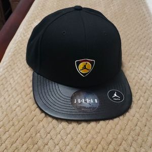 Jordan snap back youth hat.